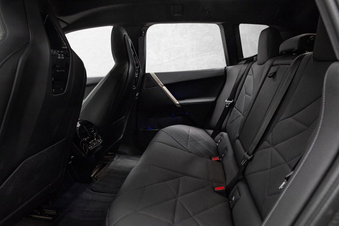 BMW iX xDrive 50