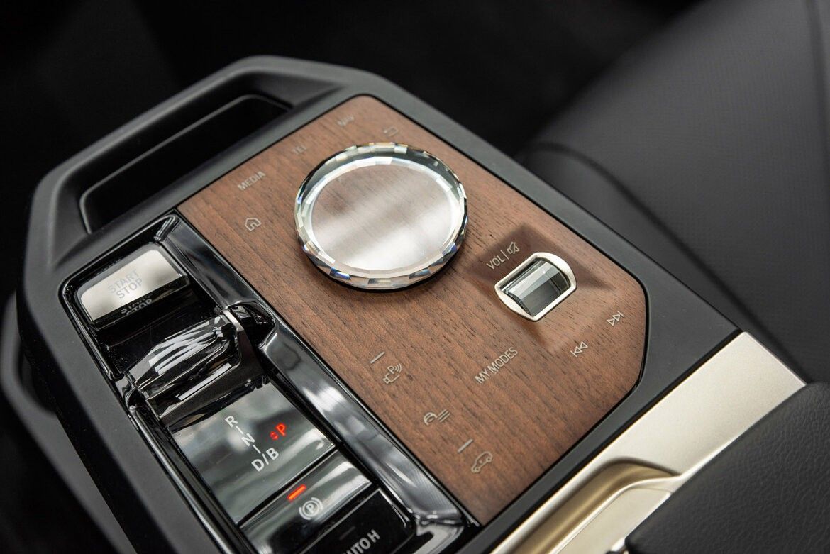 BMW iX xDrive 50