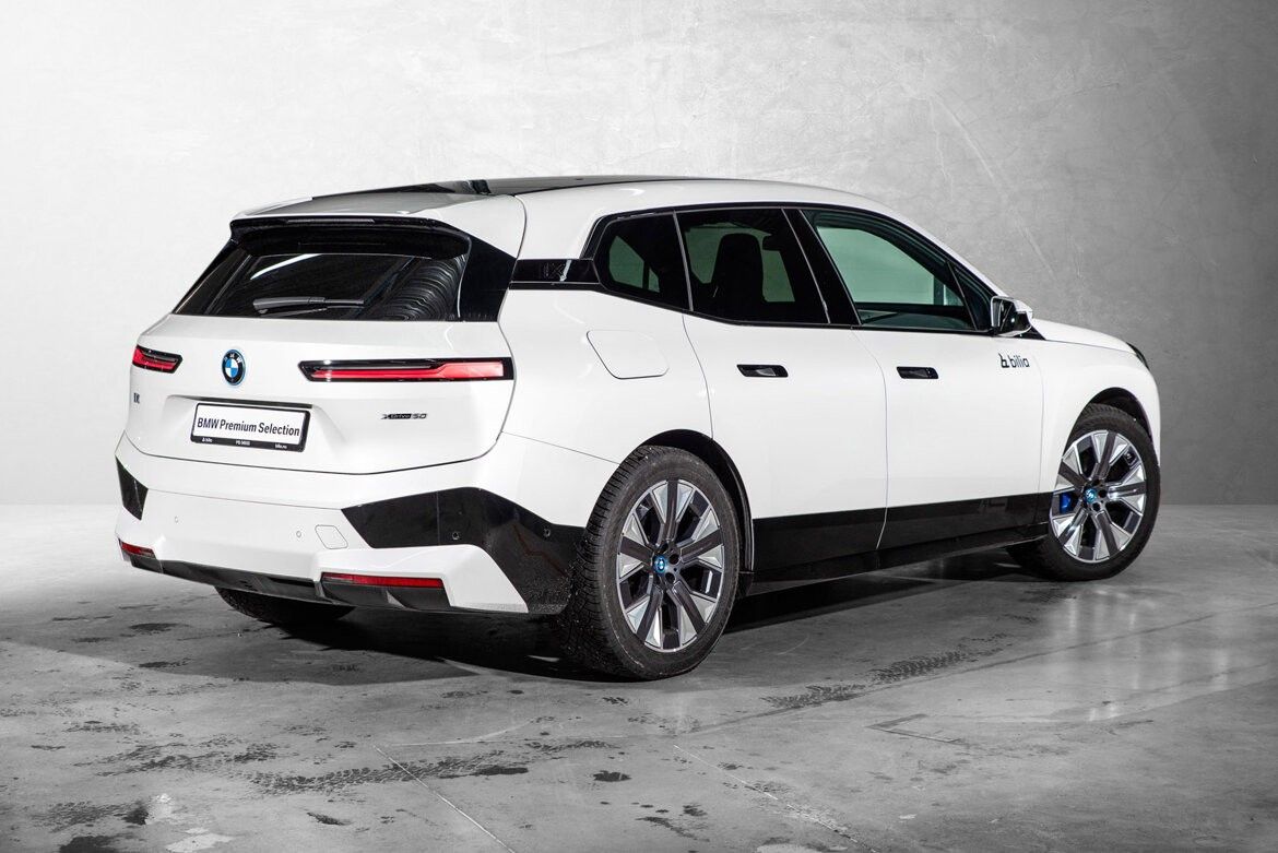 BMW iX xDrive 50