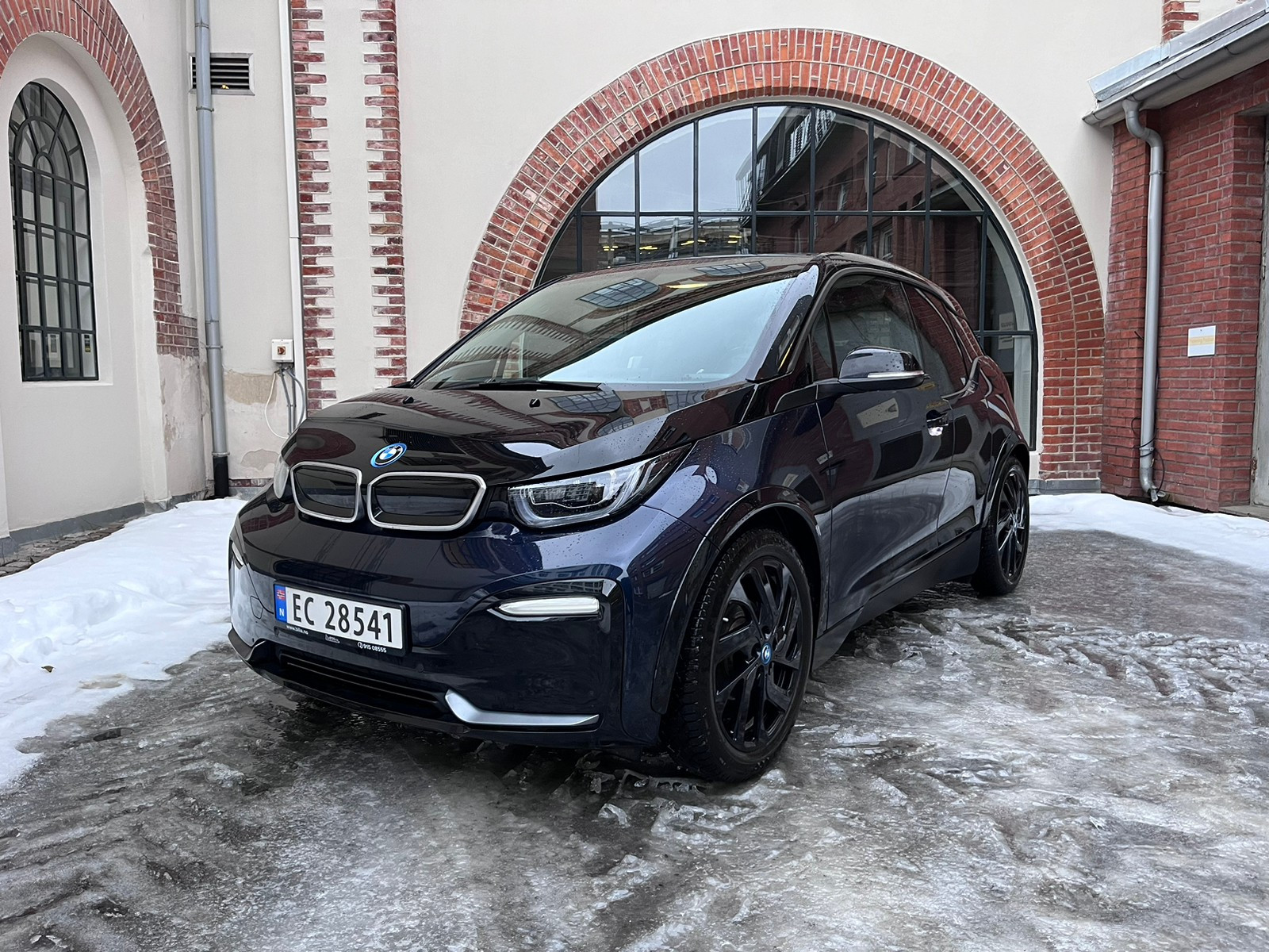 BMW i3