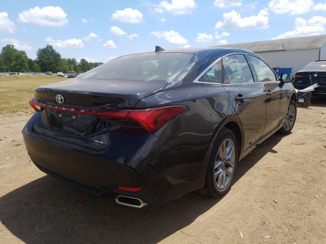 Toyota Avalon XLE 2020