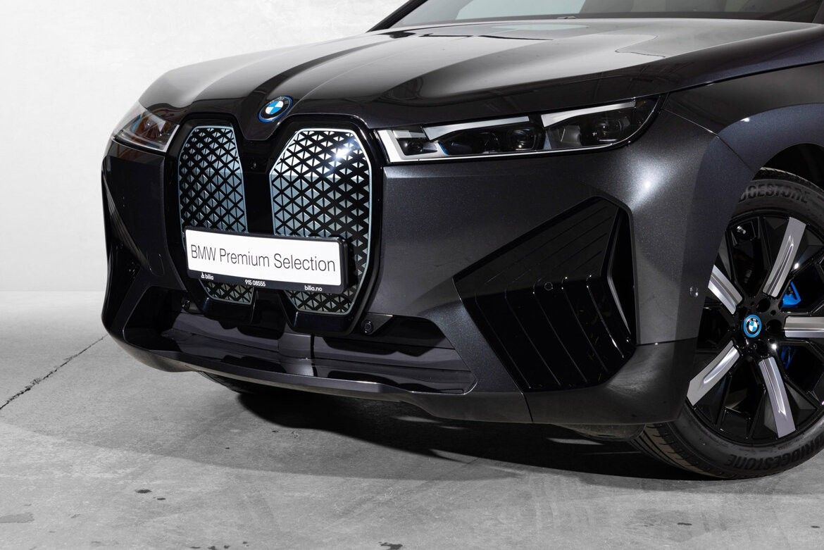 BMW iX xDrive 50
