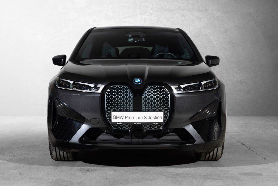 BMW iX xDrive 50