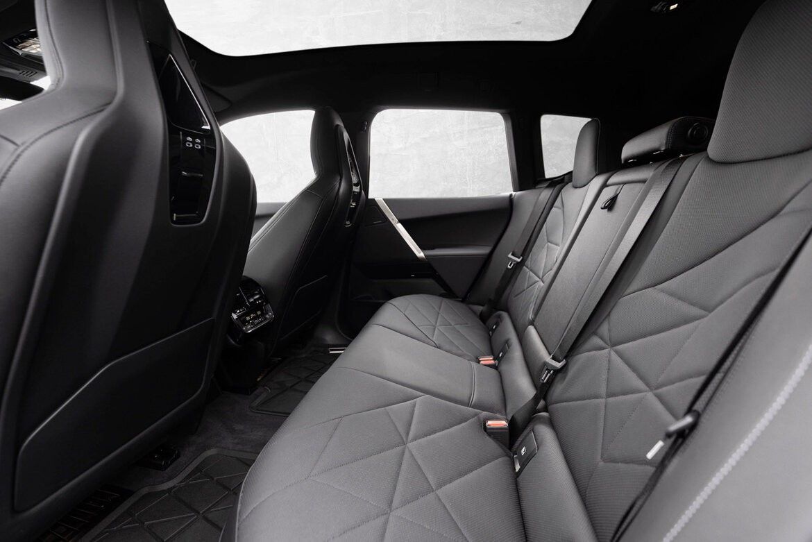 BMW iX xDrive 50