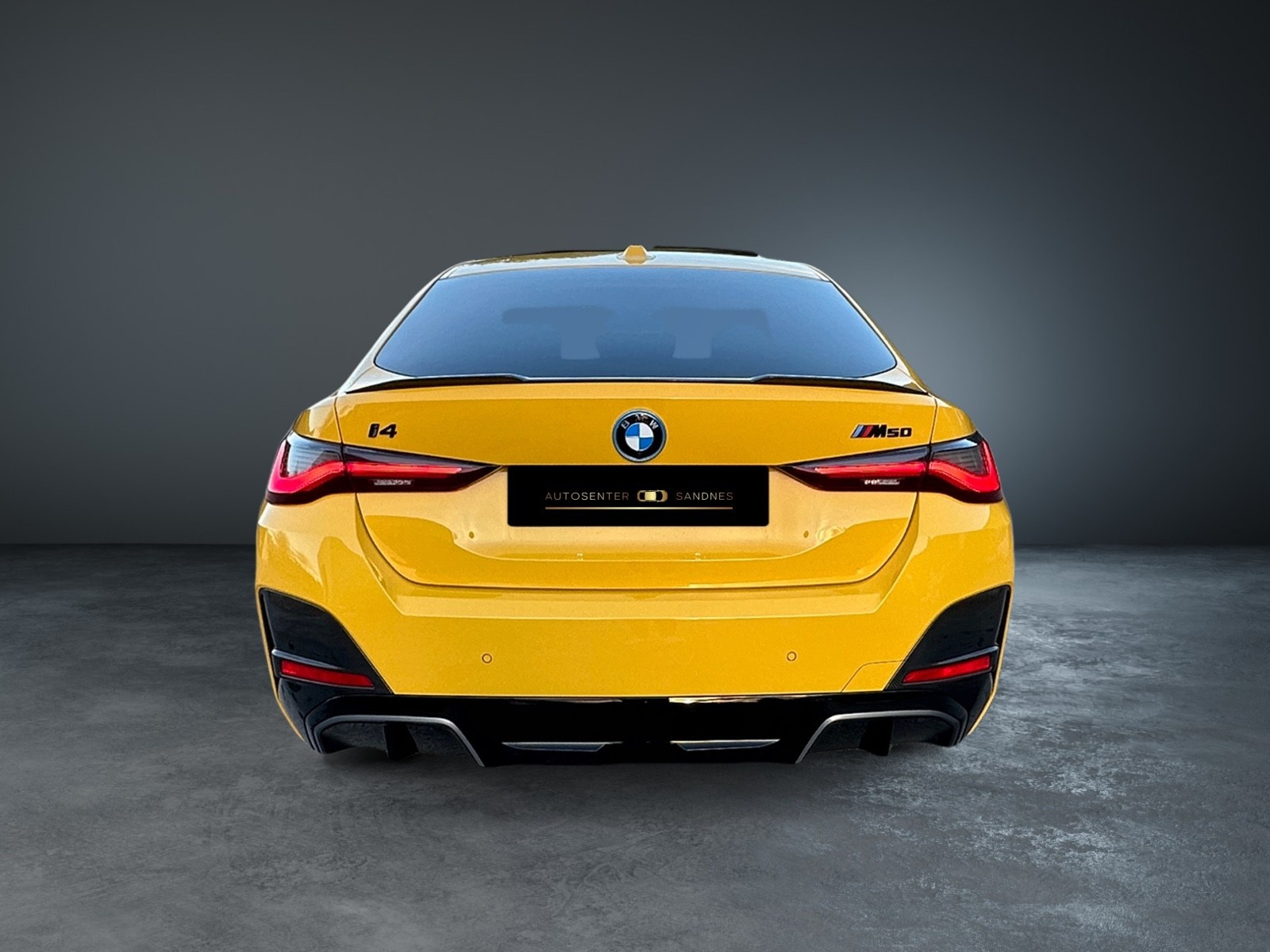 BMW i4 M50