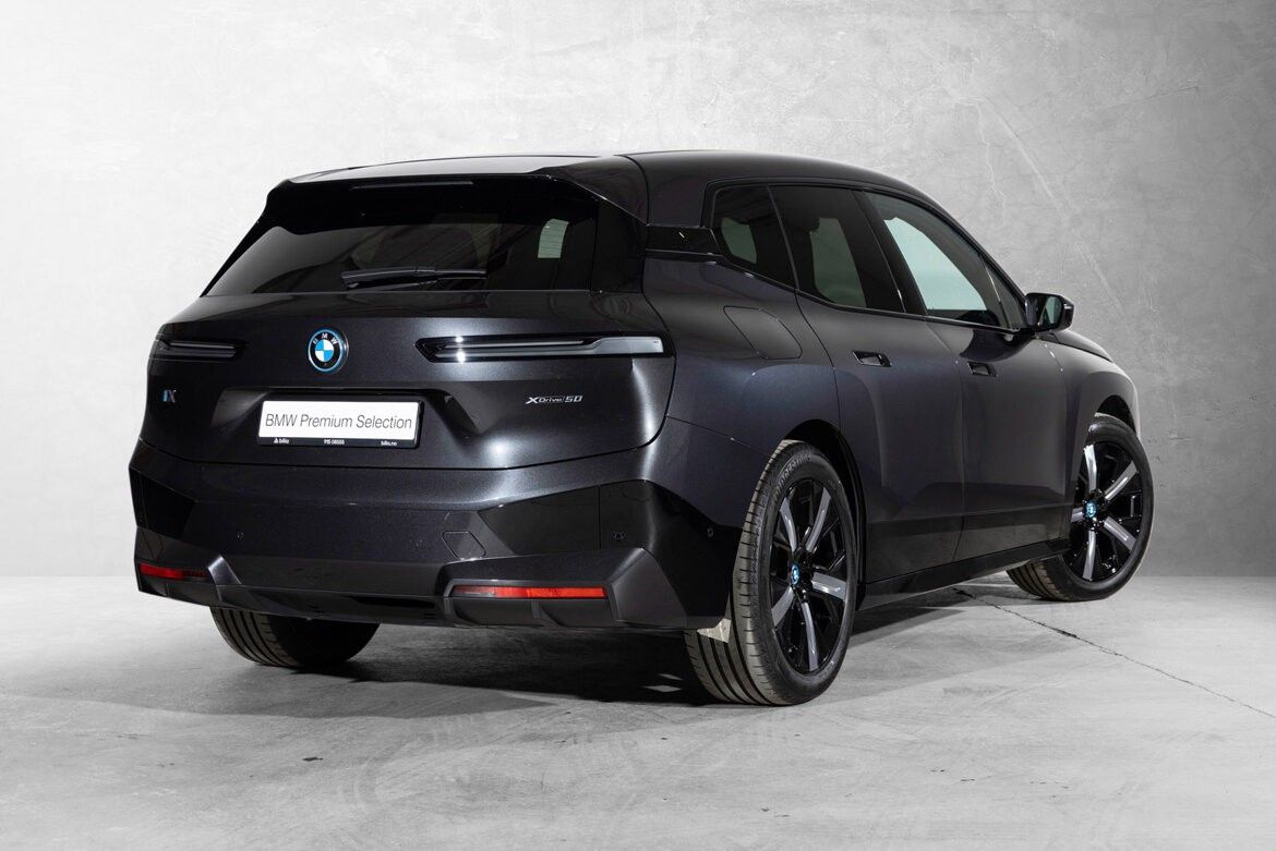 BMW iX xDrive 50