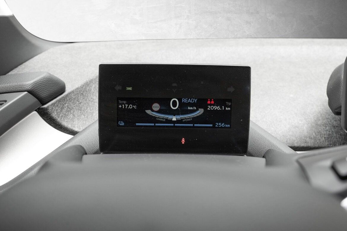 BMW i3