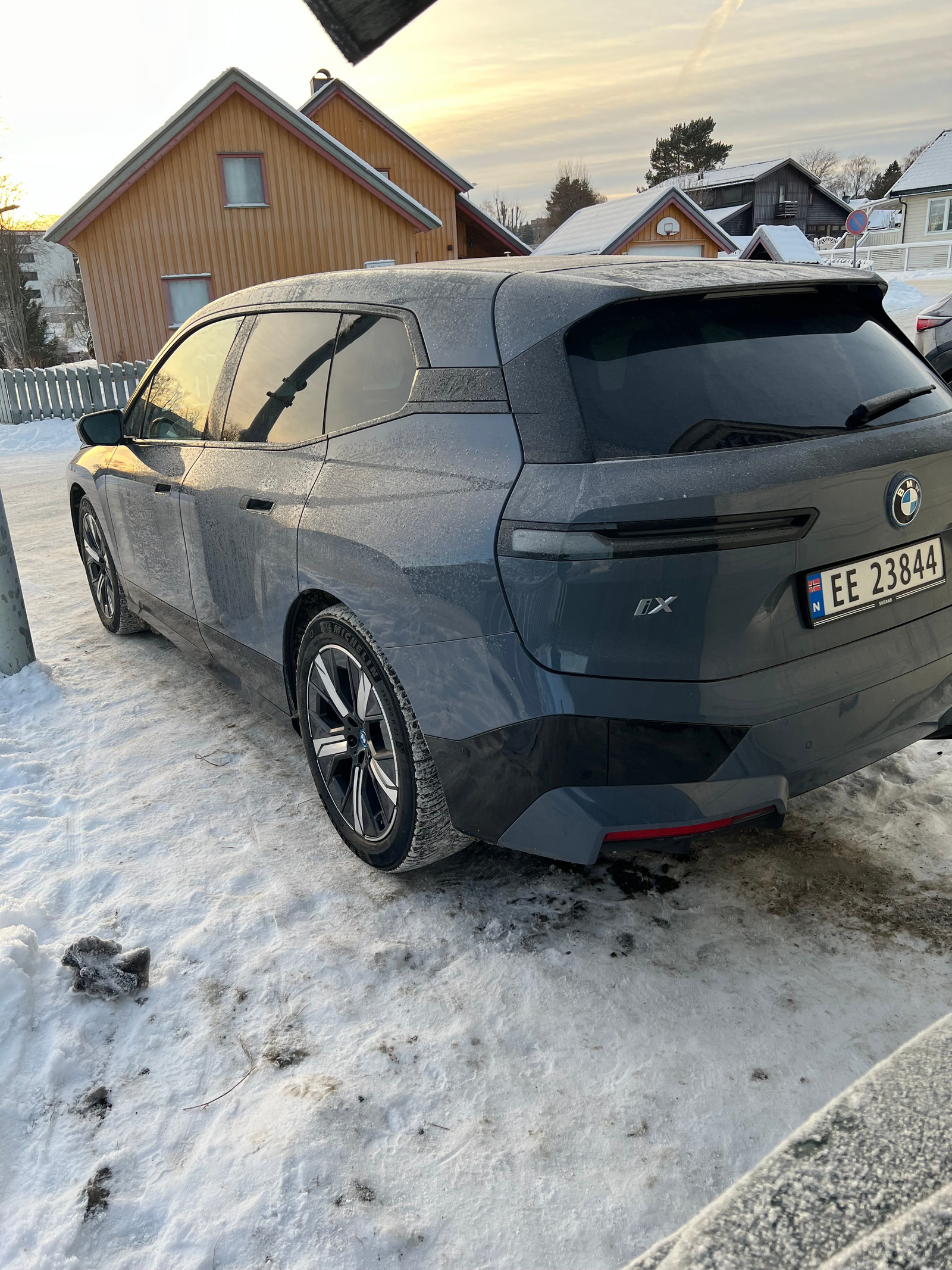BMW iX xDrive 40