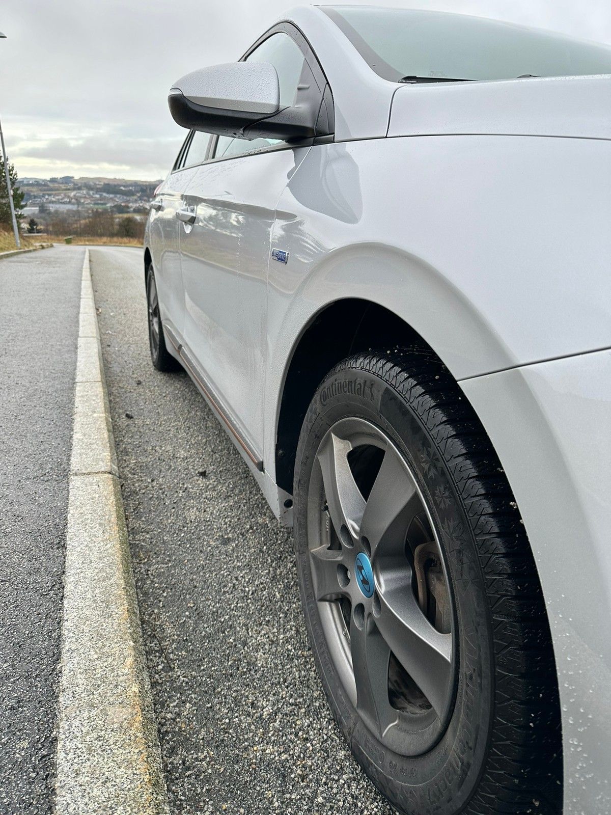 Hyundai IONIQ