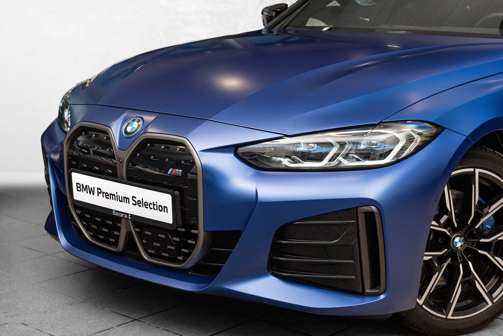 BMW i4 M50