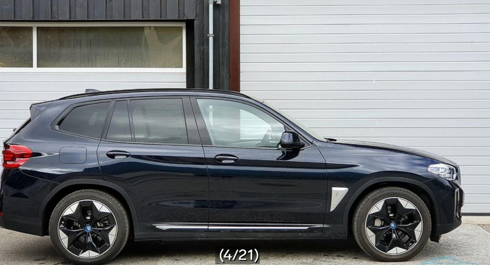 BMW iX3