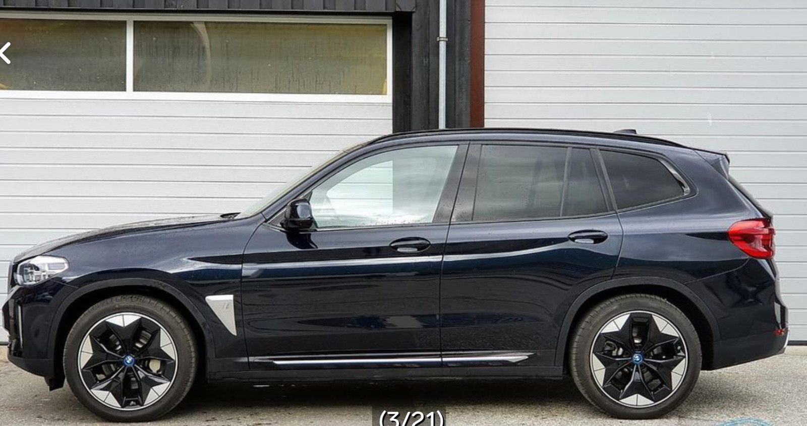 BMW iX3