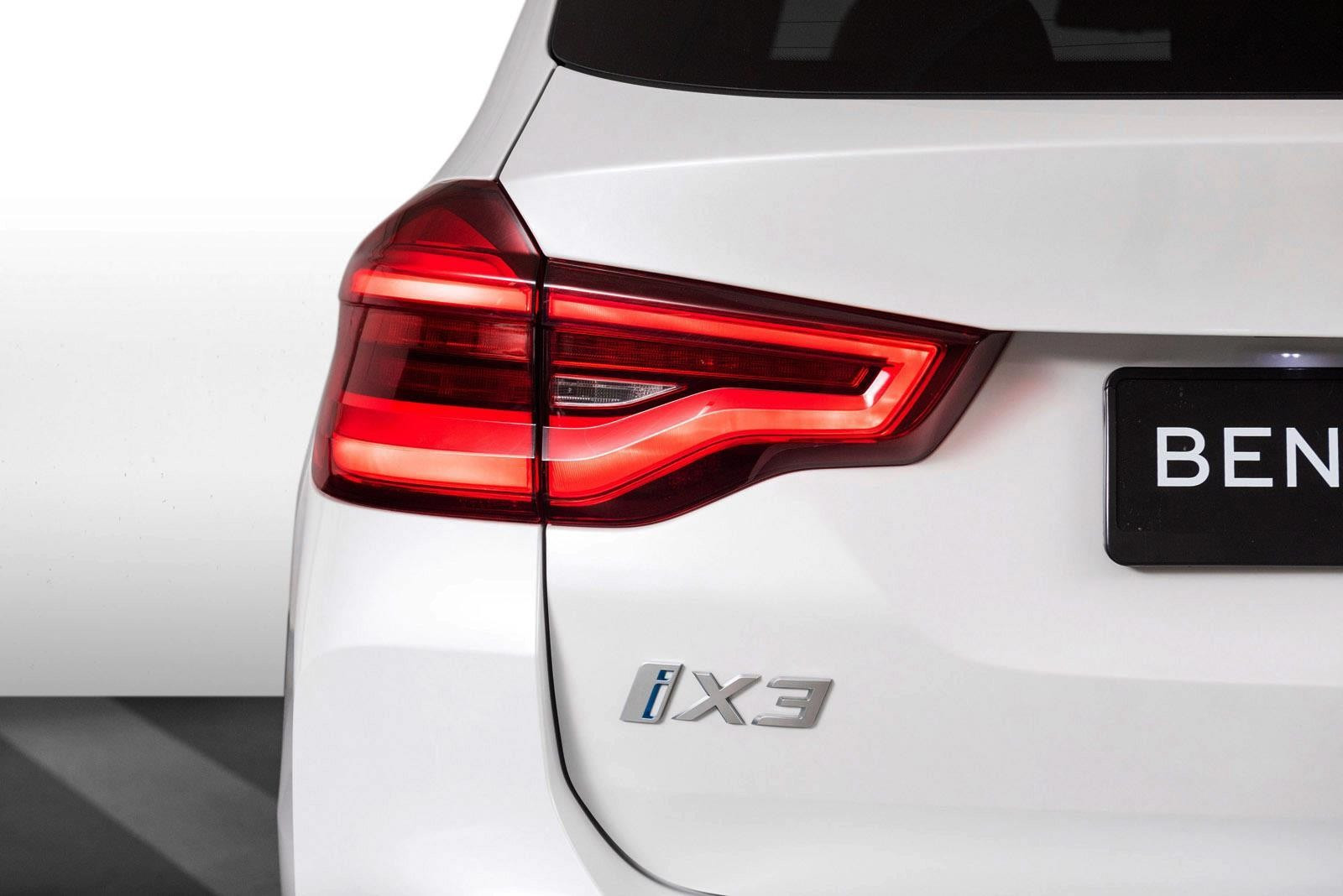 BMW iX3