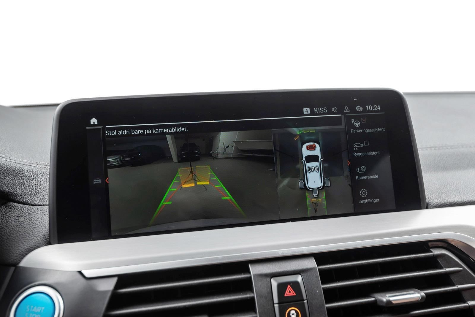 BMW iX3