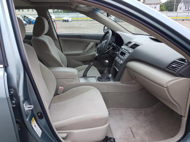 Toyota Camry Base 2010