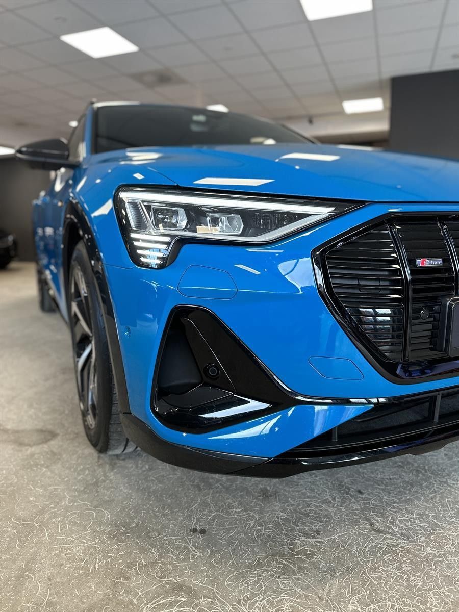 Audi e-tron