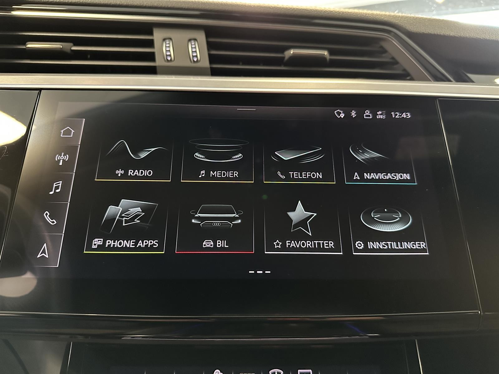 Audi e-tron