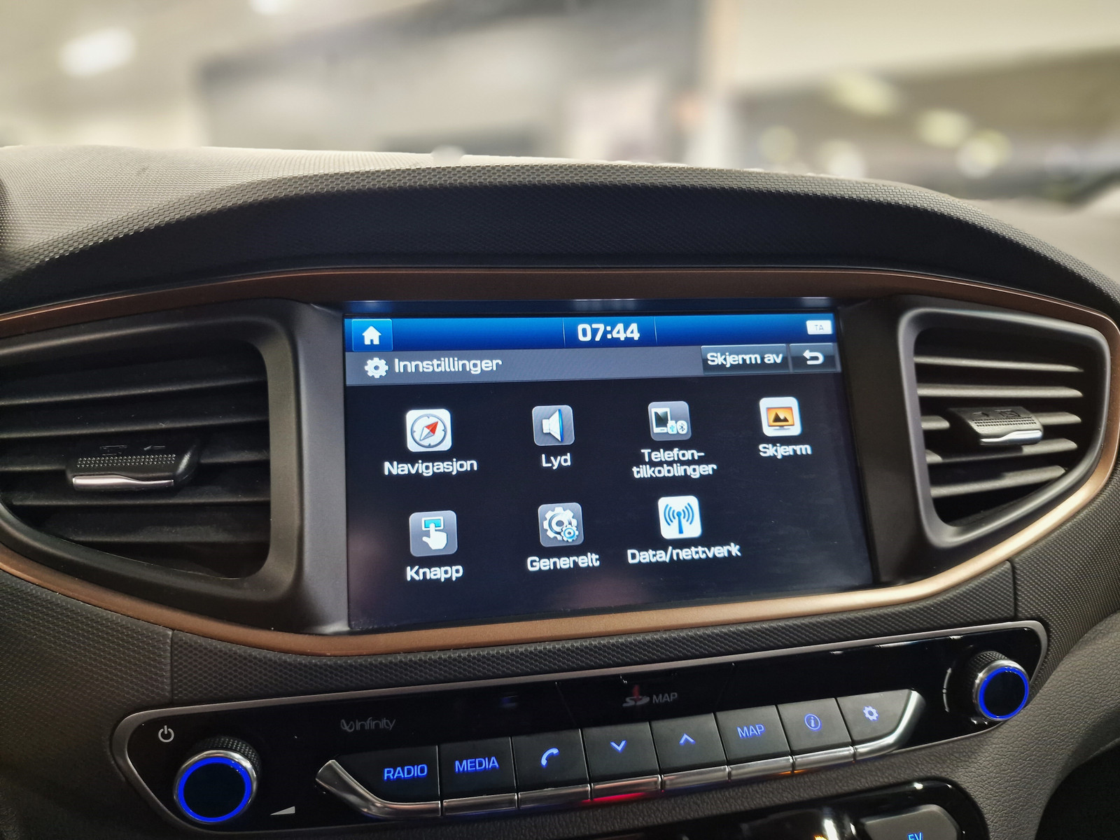 Hyundai IONIQ