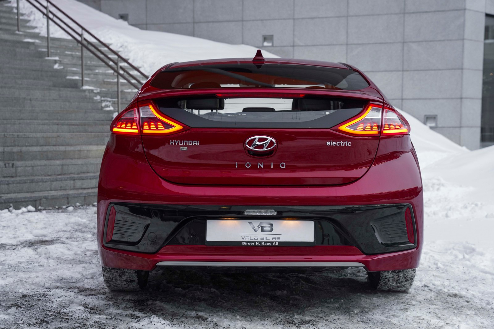 Hyundai IONIQ