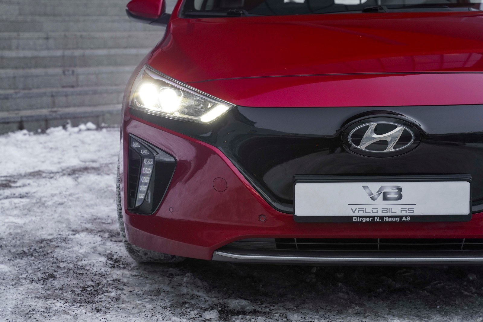 Hyundai IONIQ