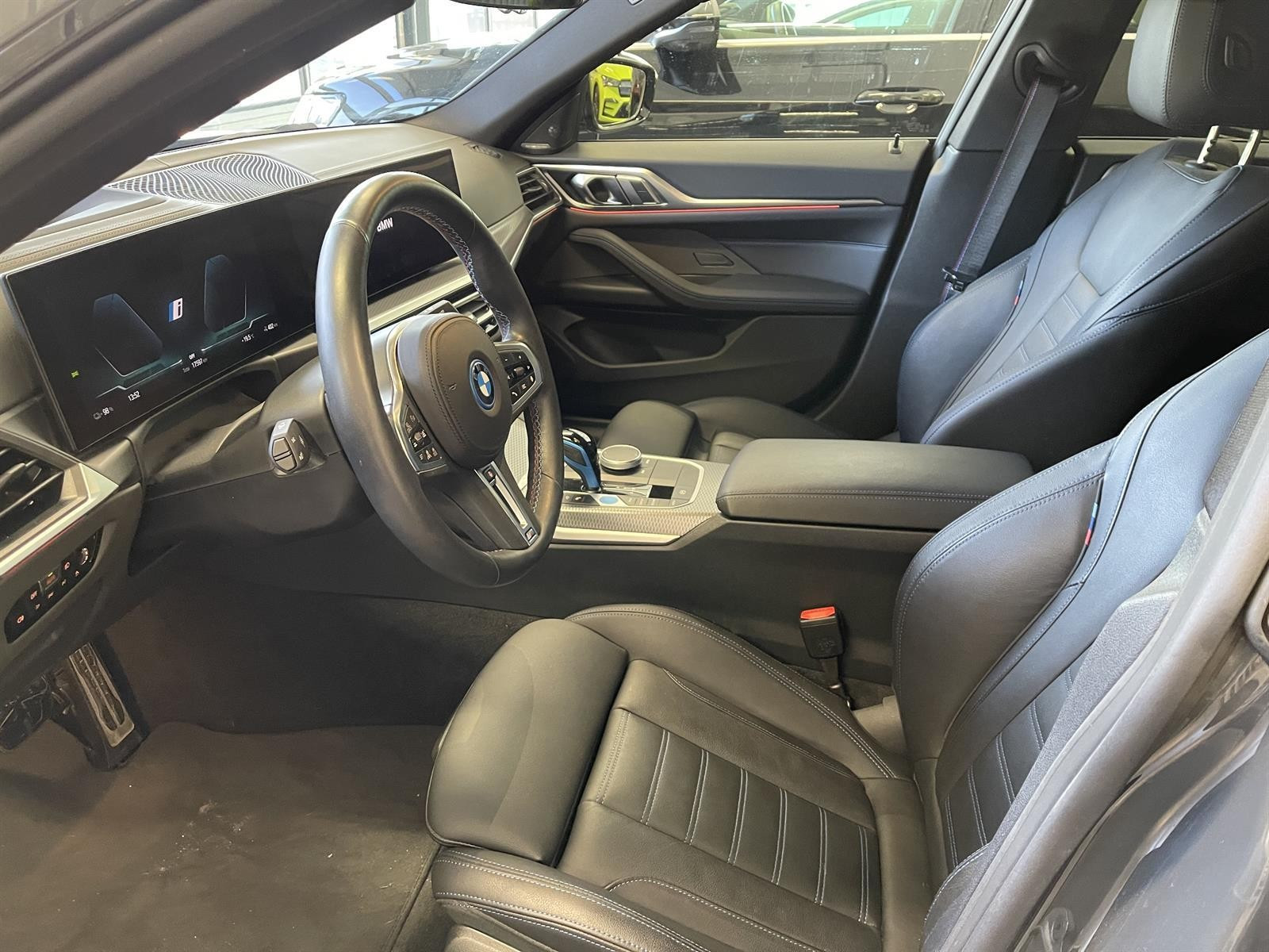 BMW i4 M50