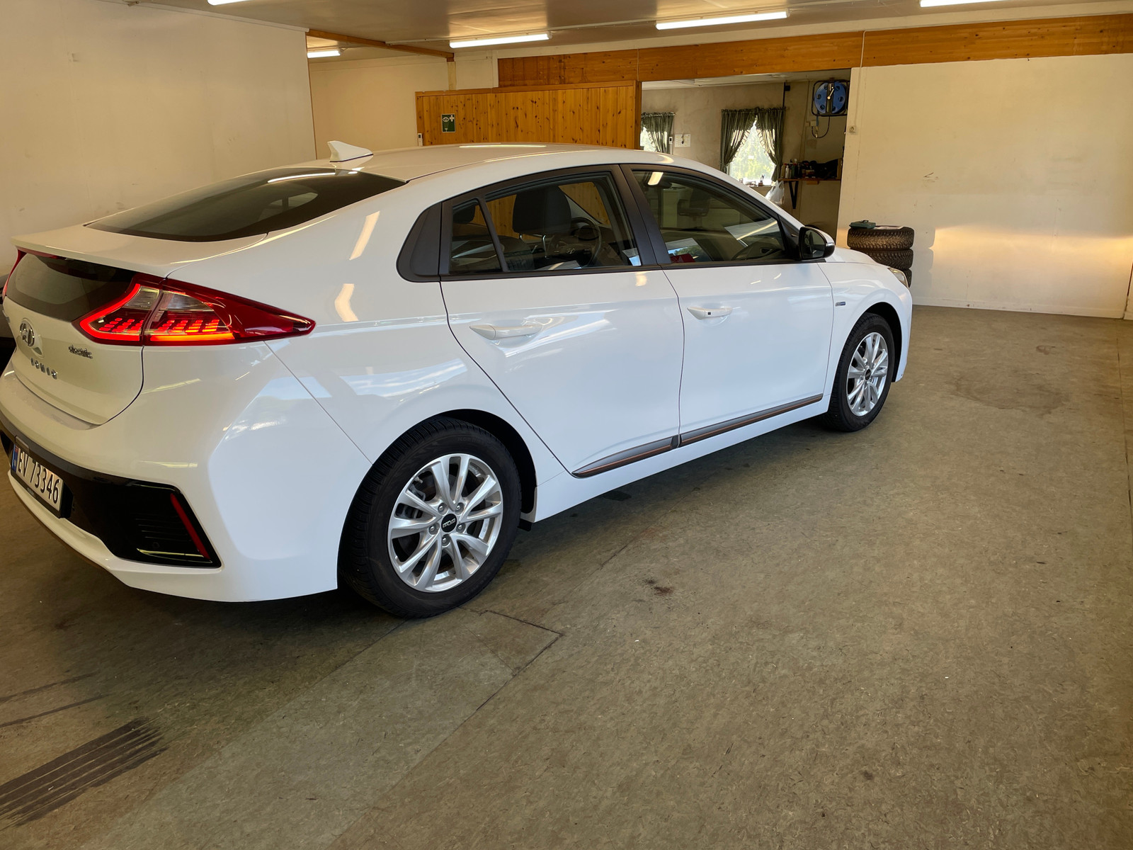 Hyundai IONIQ