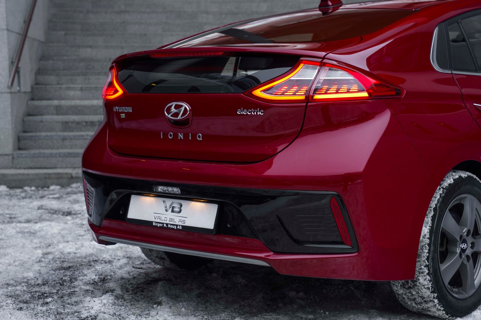 Hyundai IONIQ