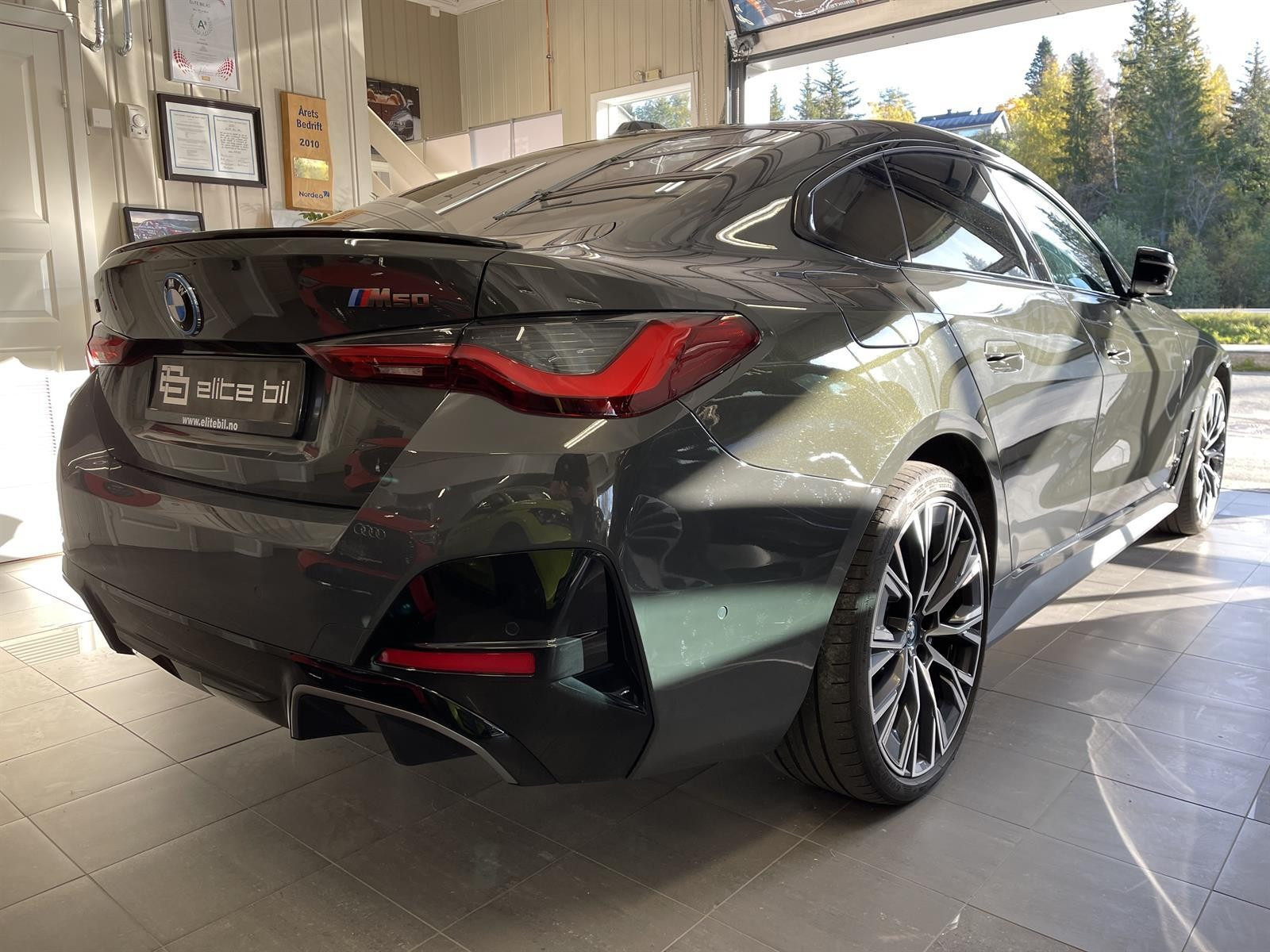 BMW i4 M50