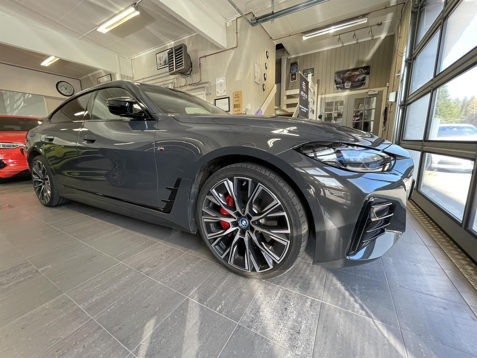 BMW i4 M50