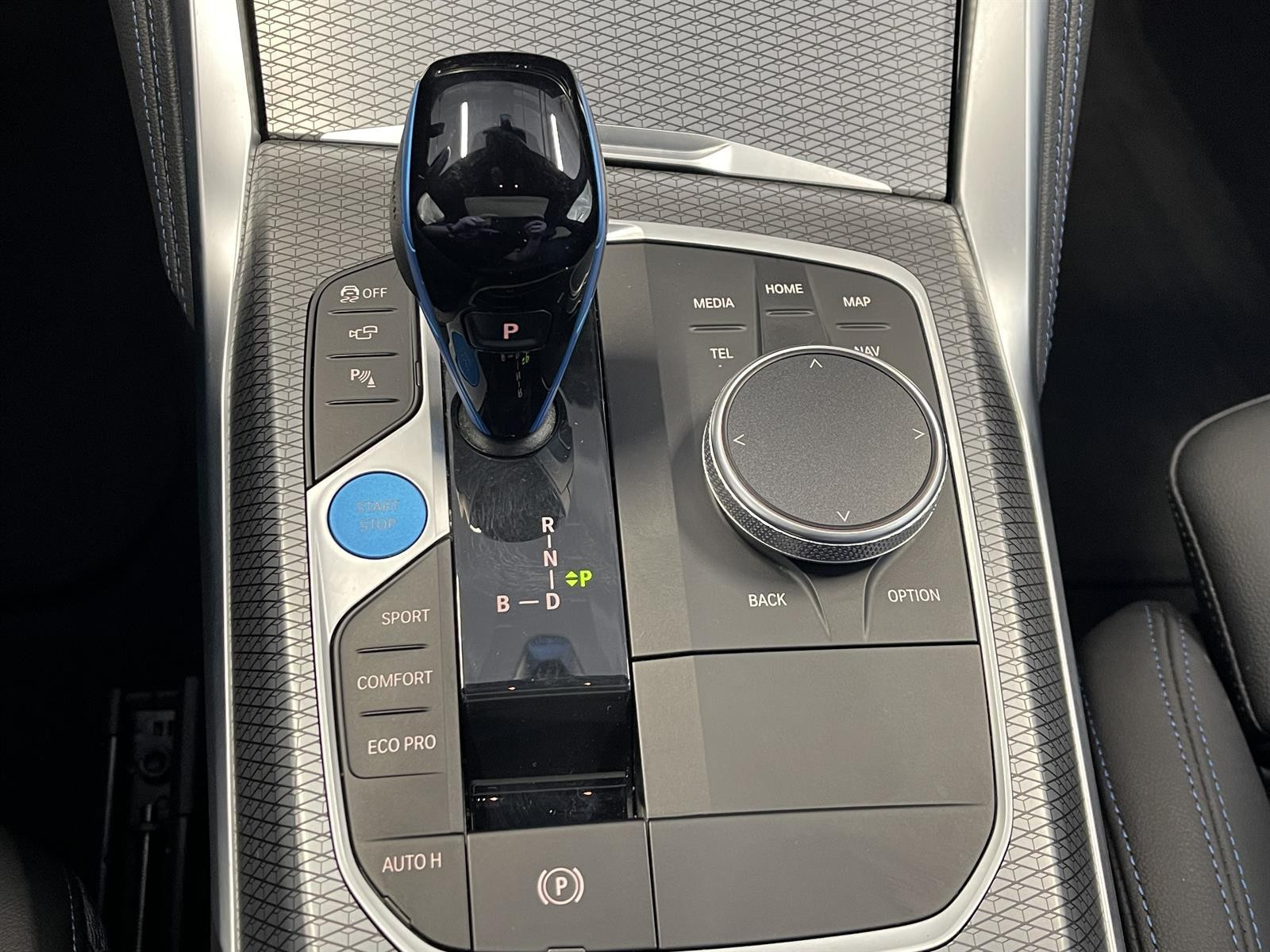 BMW i4 M50