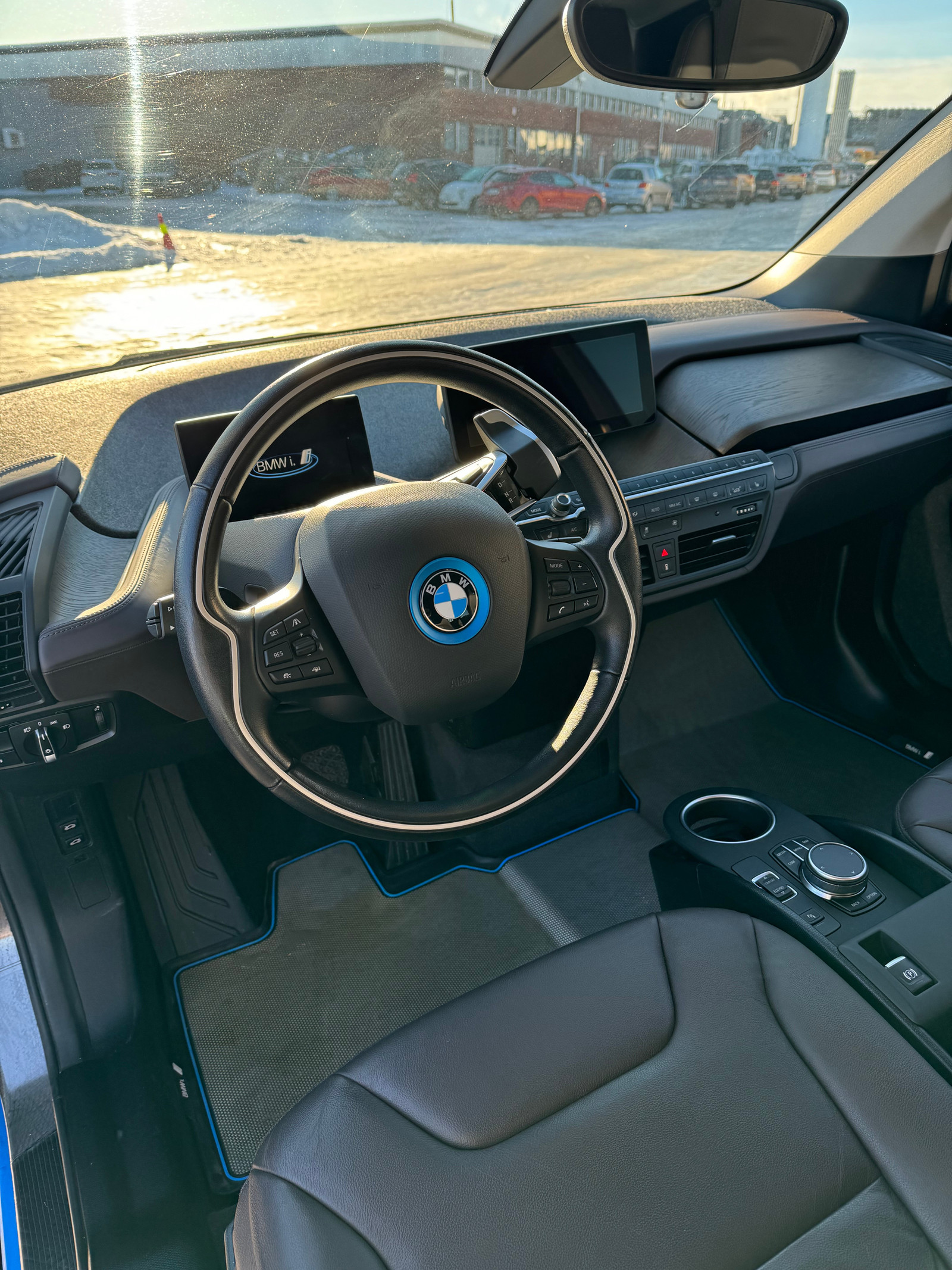 BMW i3