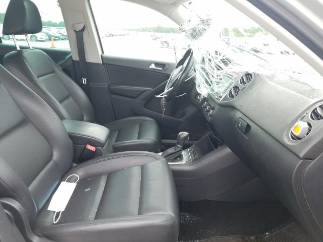 Volkswagen Tiguan S 2012