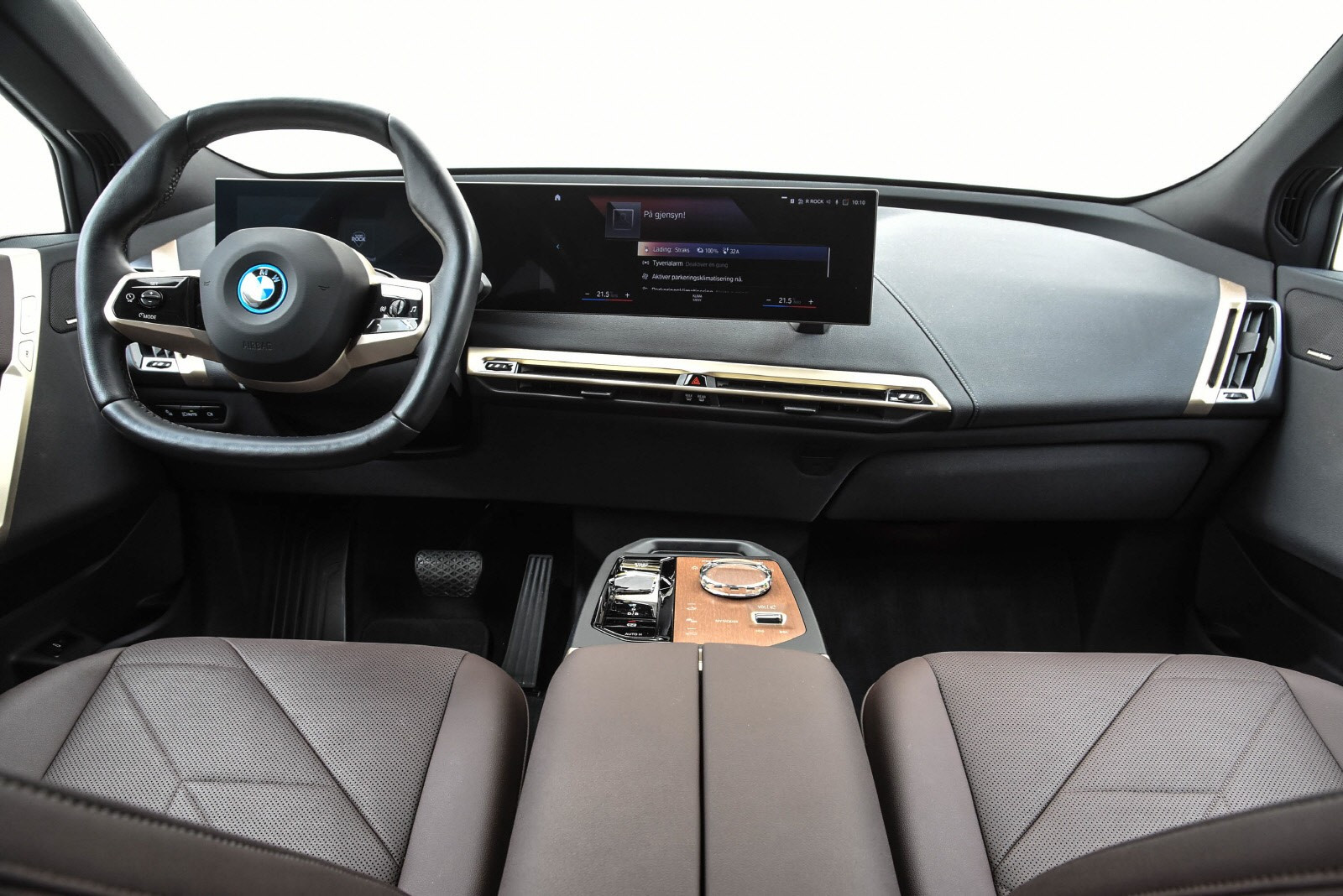 BMW iX xDrive 50