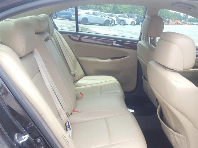 Hyundai Genesis 3 2013