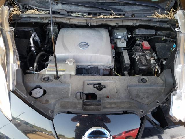 Nissan Leaf S 2013