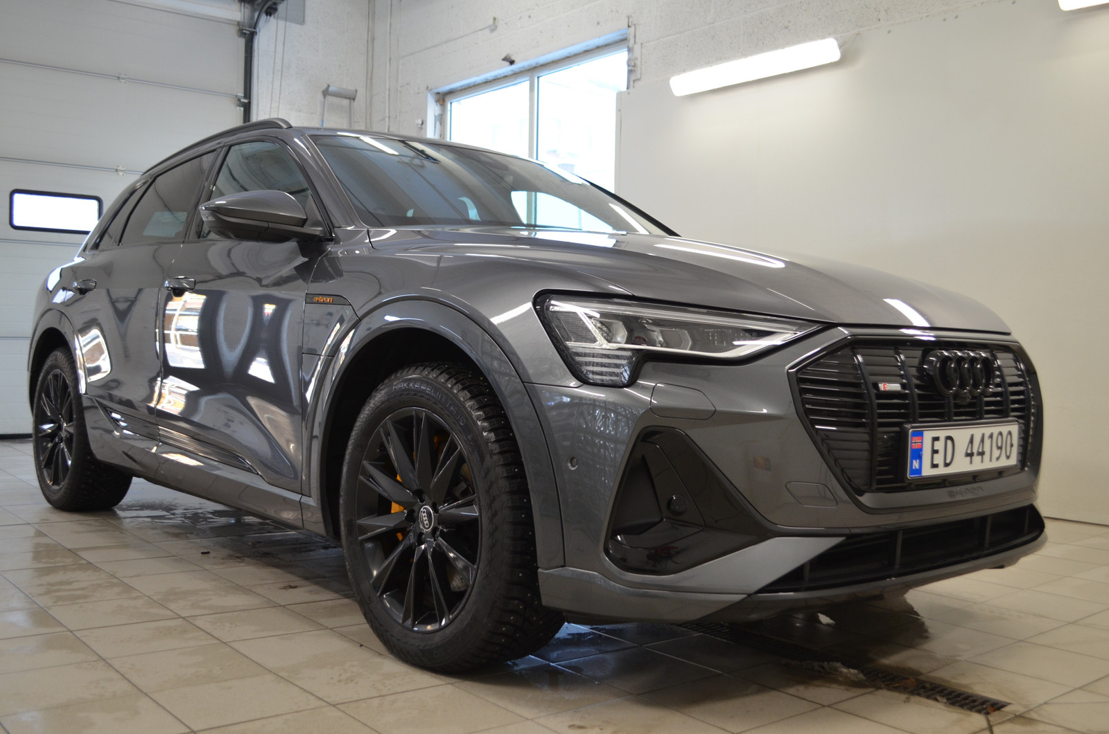 Audi e-tron