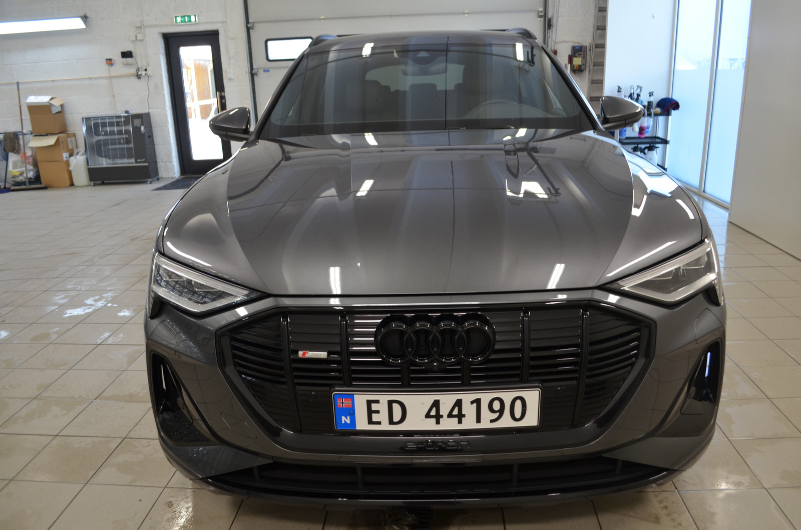 Audi e-tron