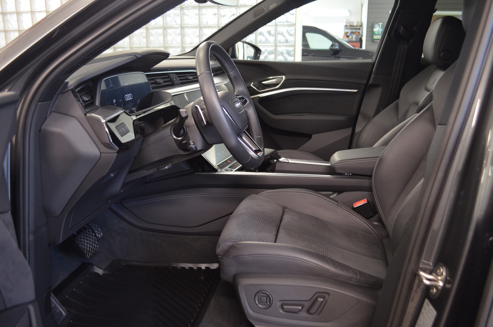 Audi e-tron