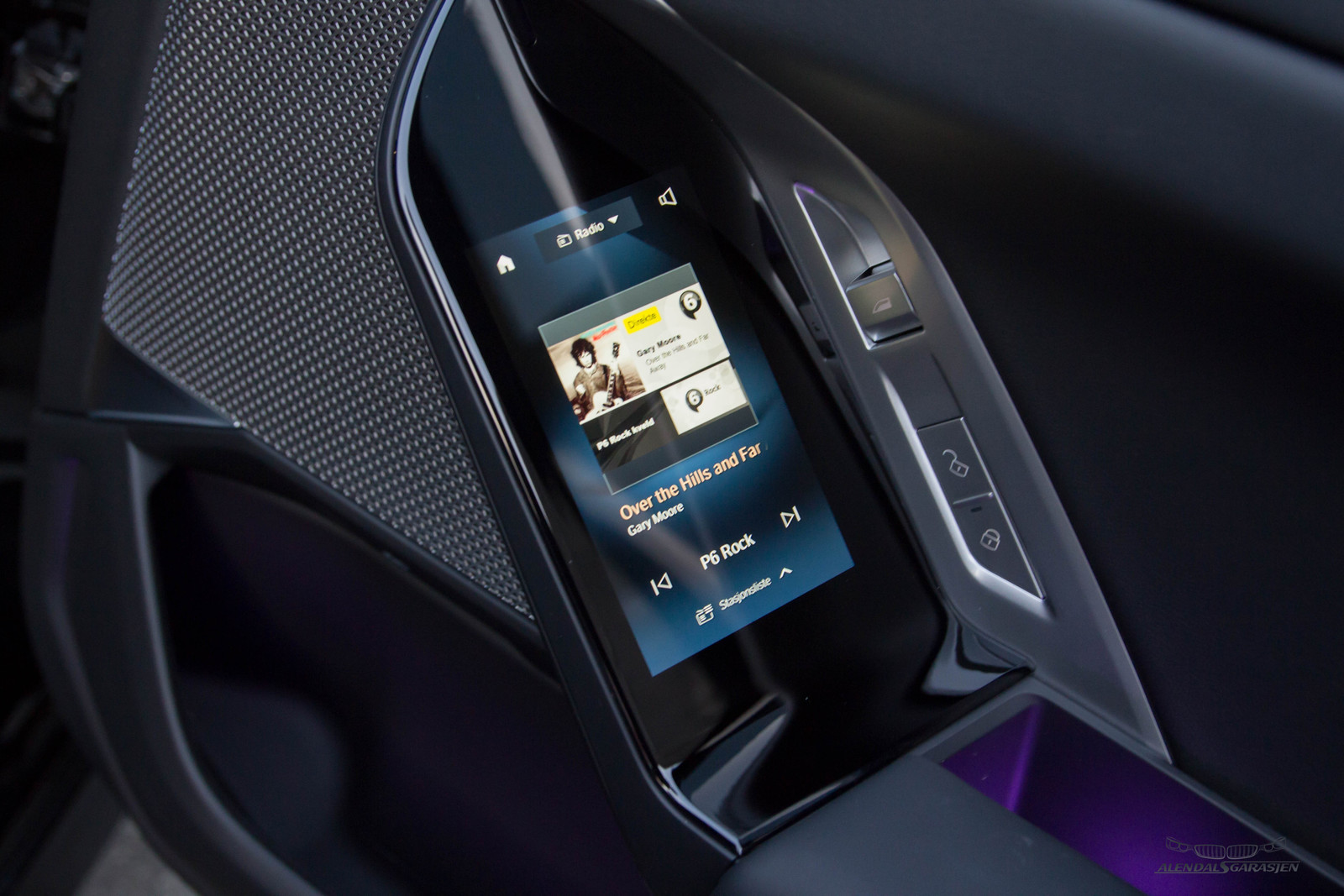 BMW i7