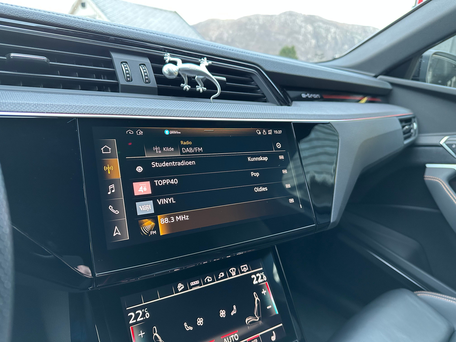 Audi e-tron