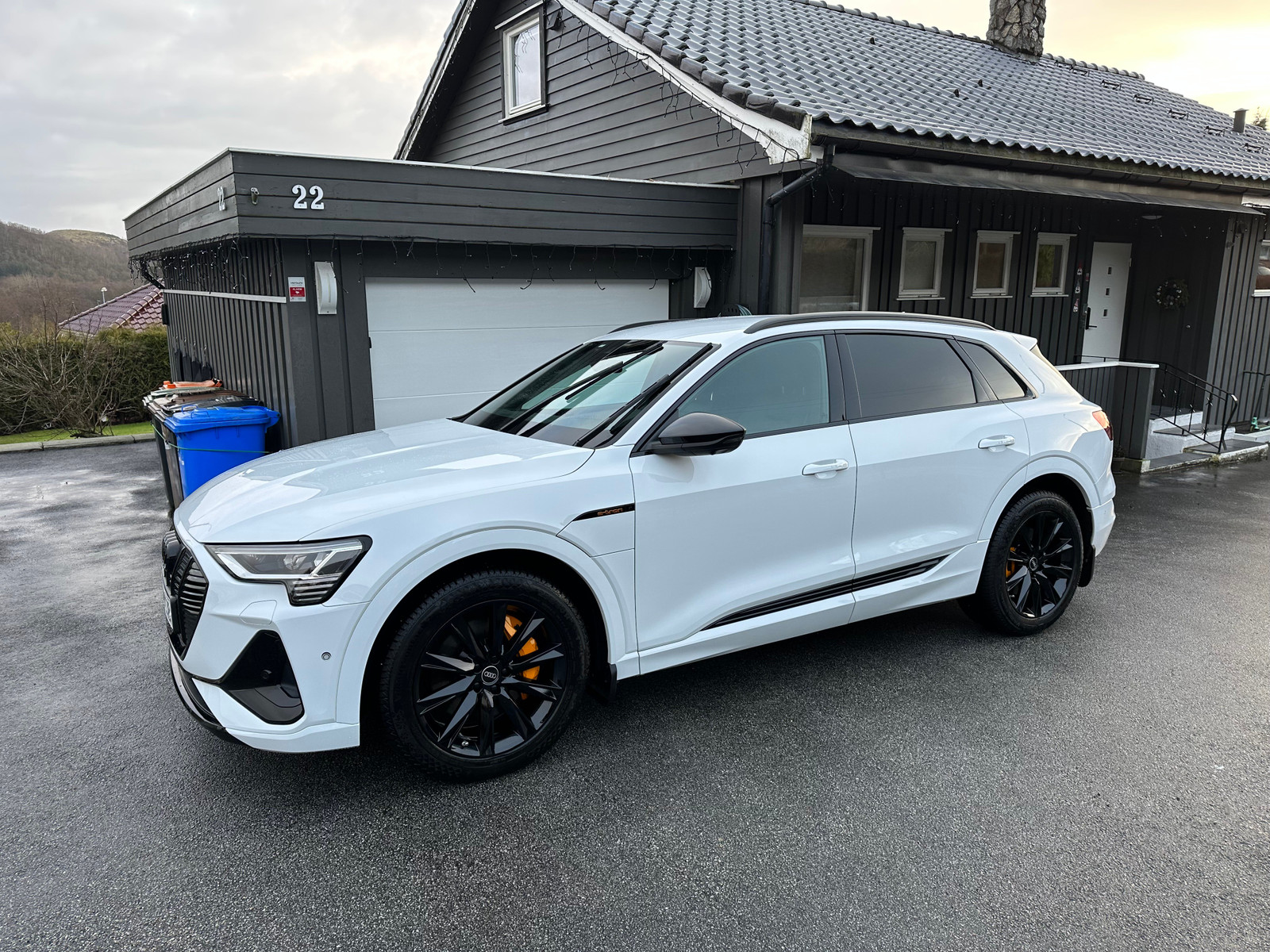 Audi e-tron