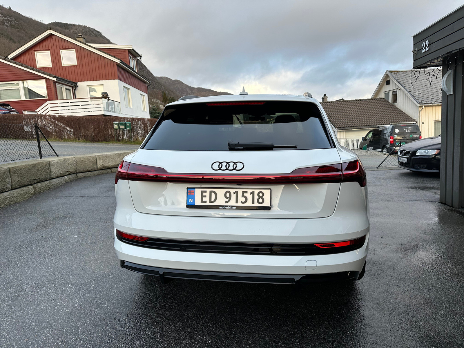 Audi e-tron