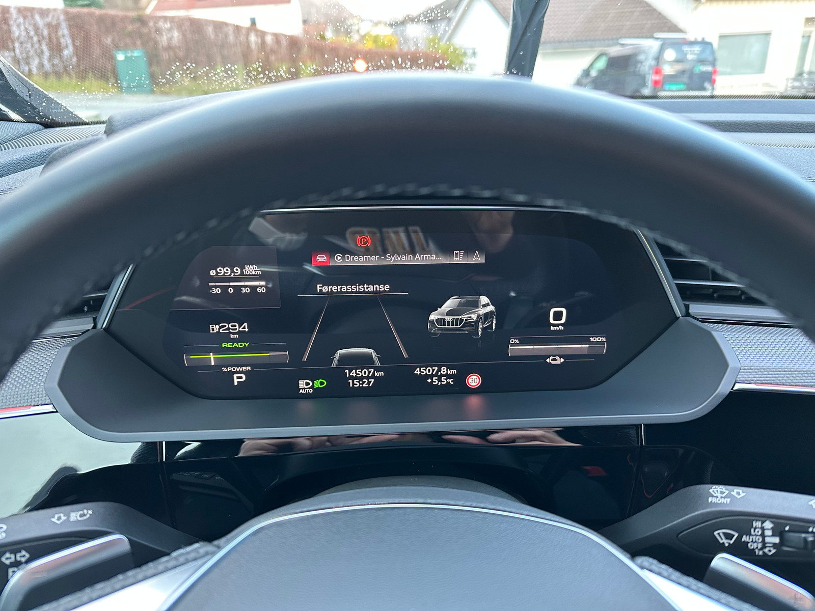 Audi e-tron