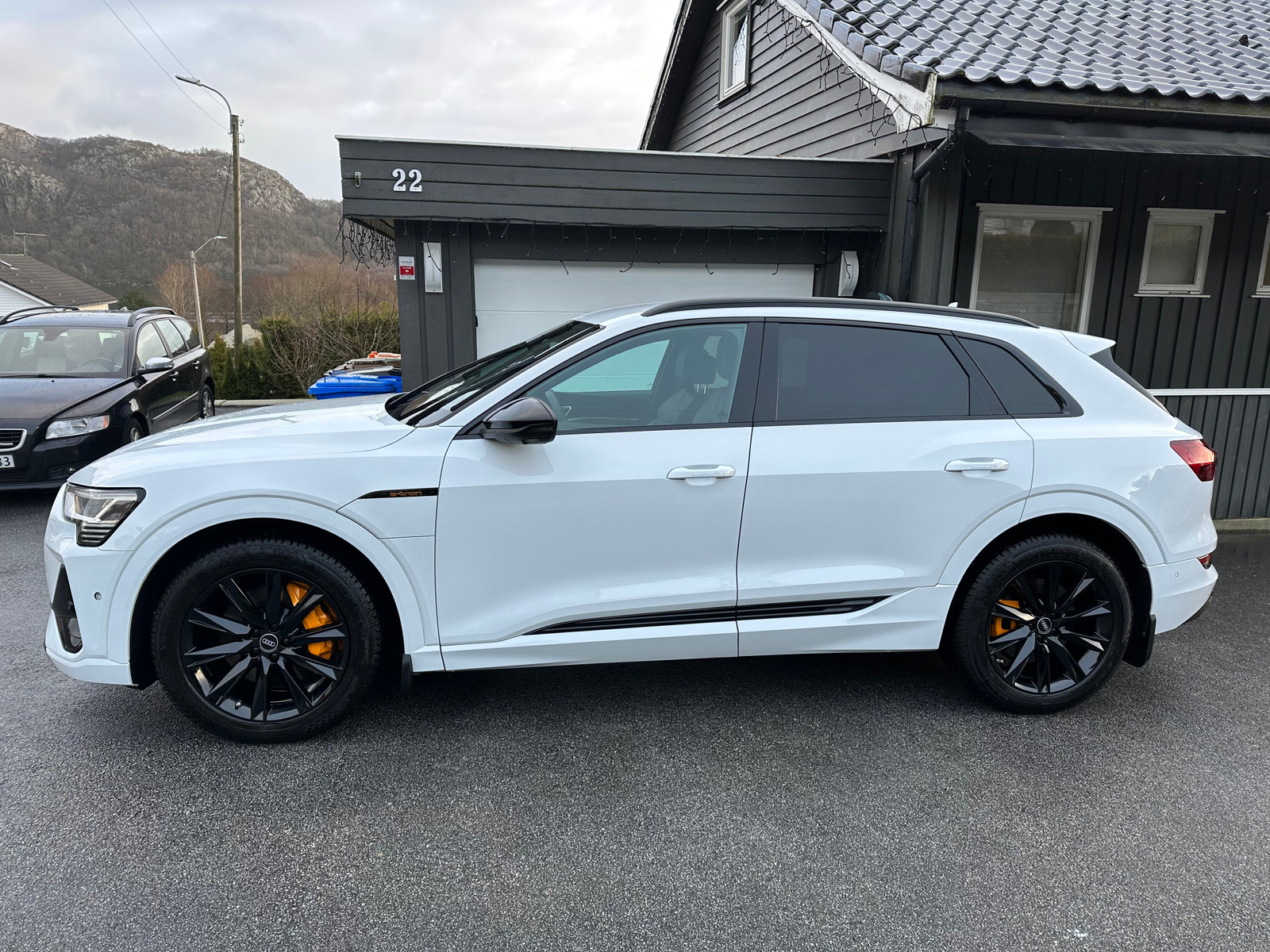 Audi e-tron