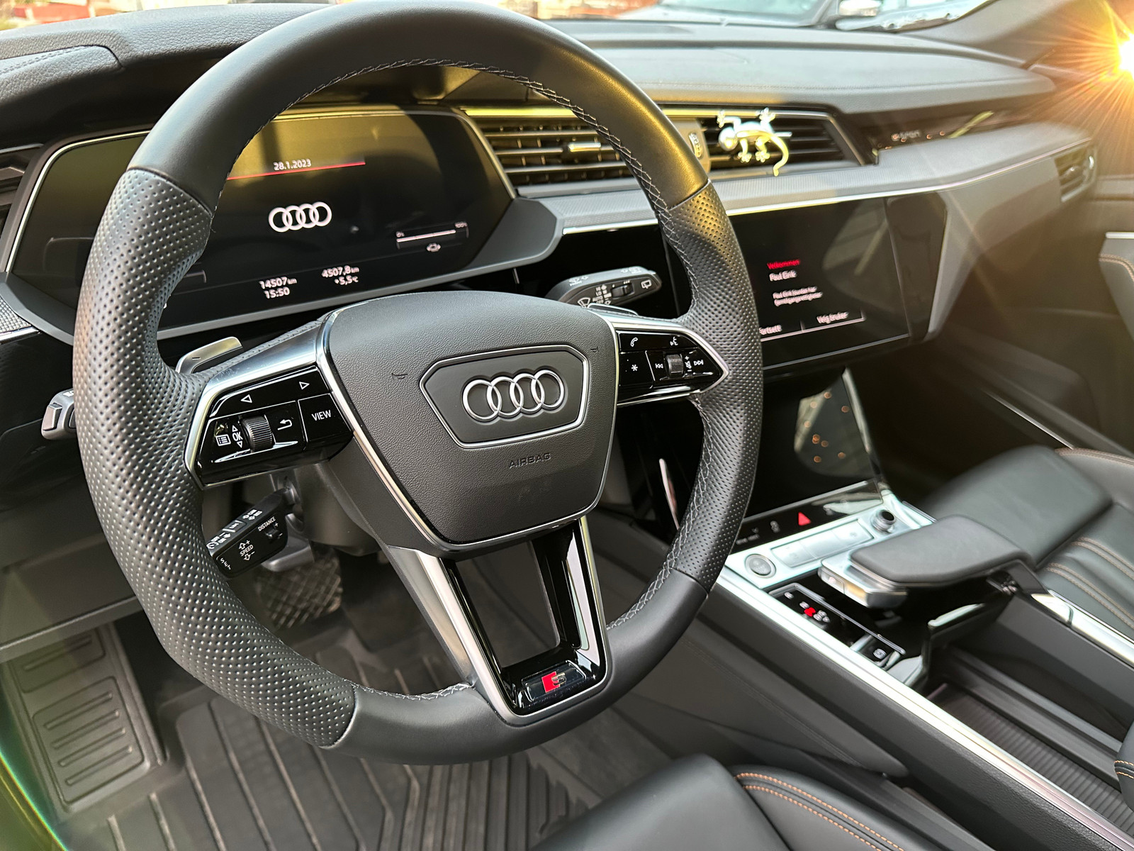 Audi e-tron