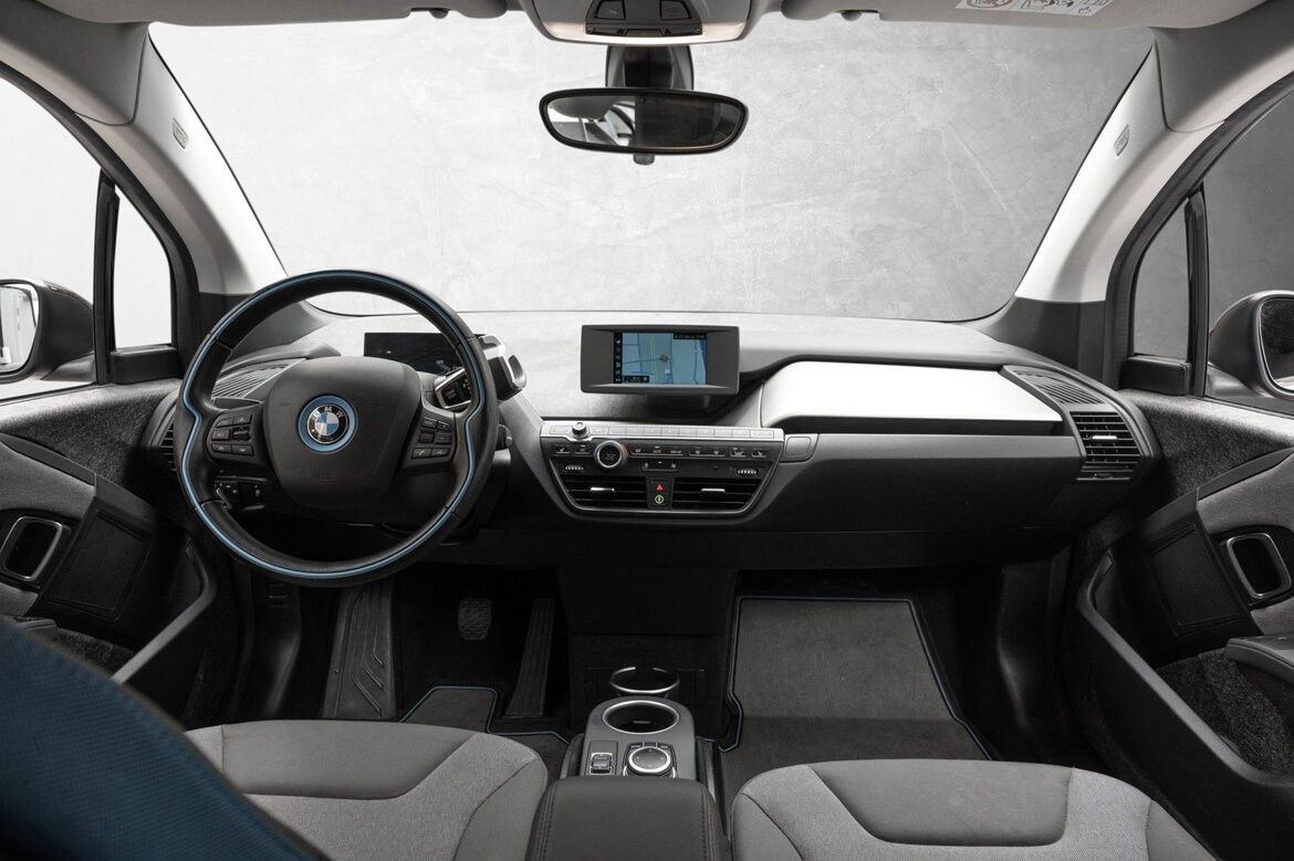 BMW i3