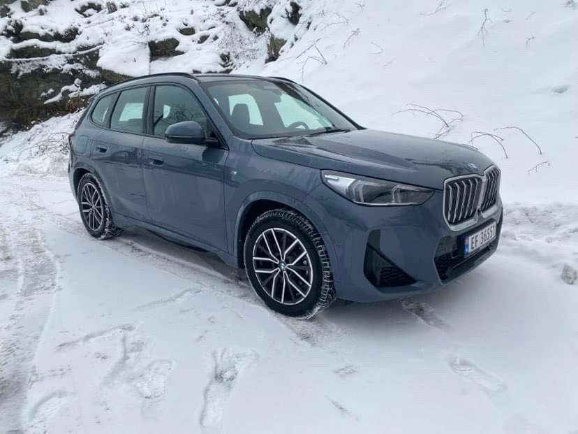 BMW iX1