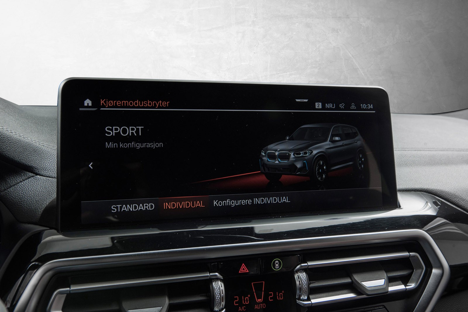 BMW iX3