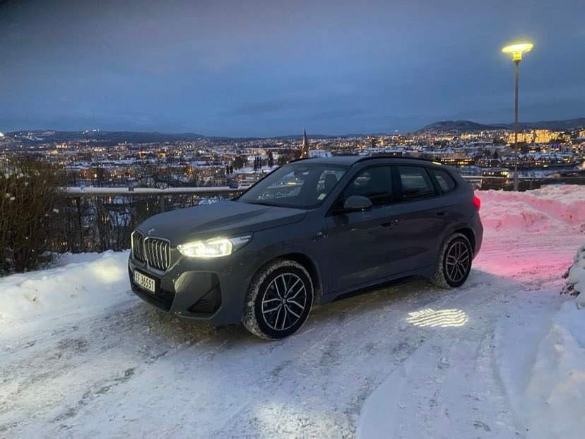 BMW iX1