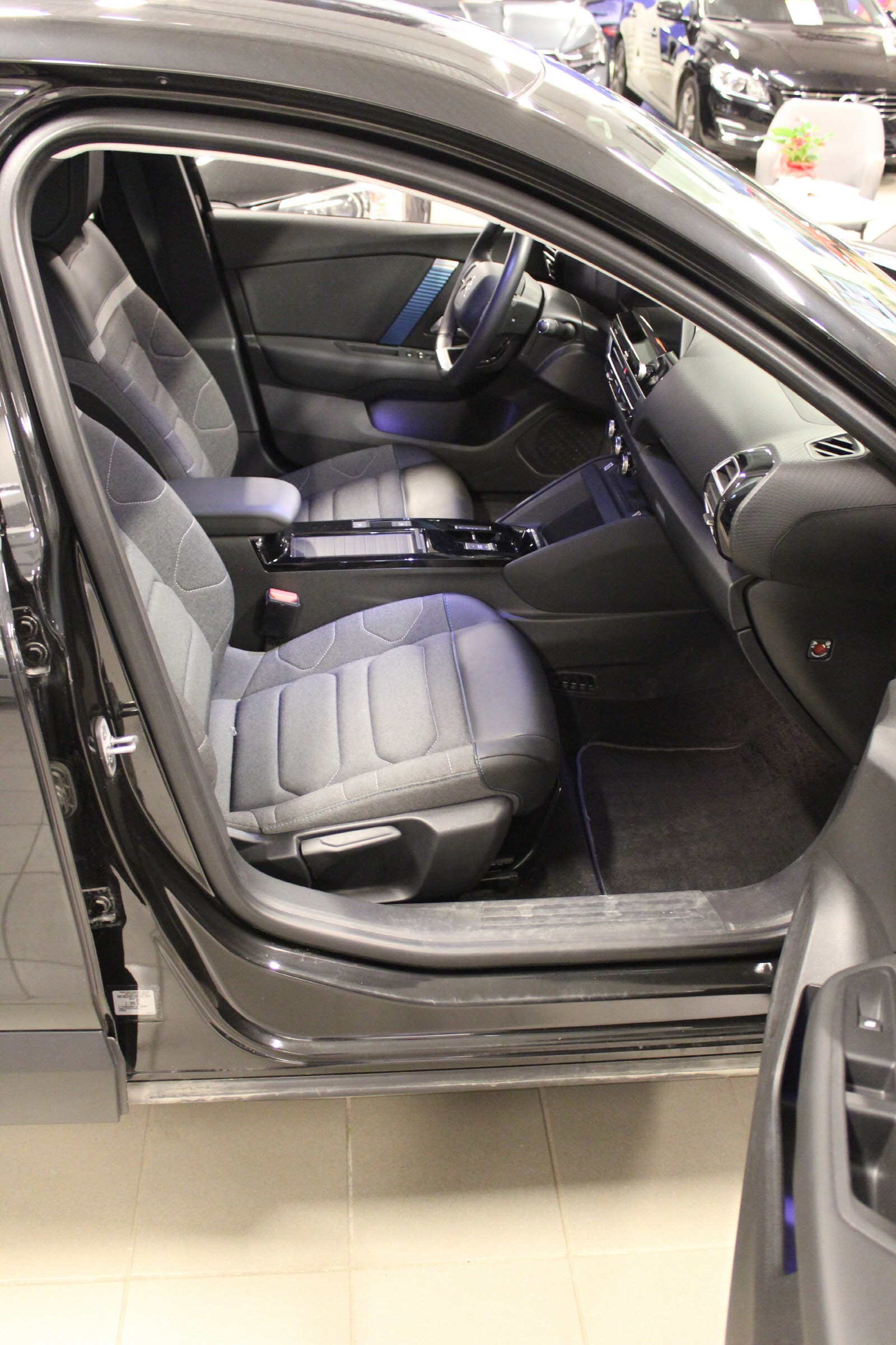 Citroen E-C4